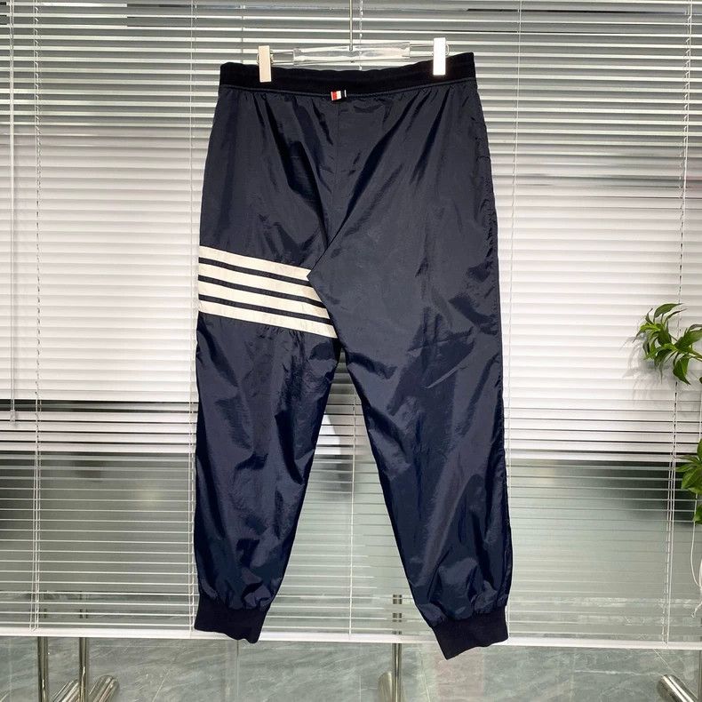 Thom Browne Thom Browne size3 Grayish blue casual trousers Size US 27 - 2 Thumbnail