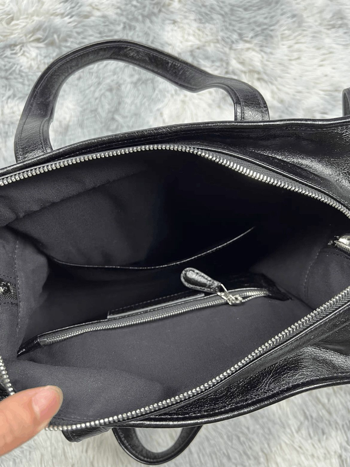 Balenciaga Balenciaga Balenciaga Leather Shoulder Bag-2506 Size ONE SIZE - 6 Thumbnail