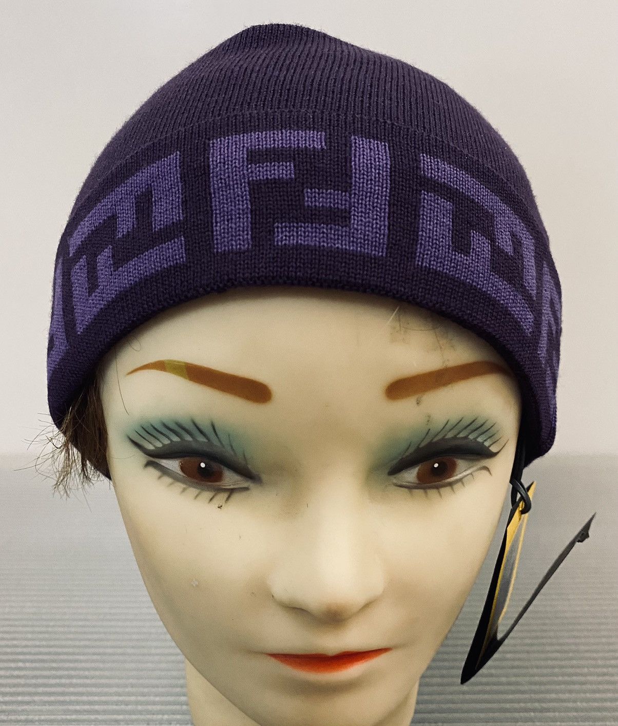 Fendi Fendi 🇮🇹 Mauve Purple Wool FF Beanie Skullcap unisex NEW Size ONE SIZE - 1 Thumbnail