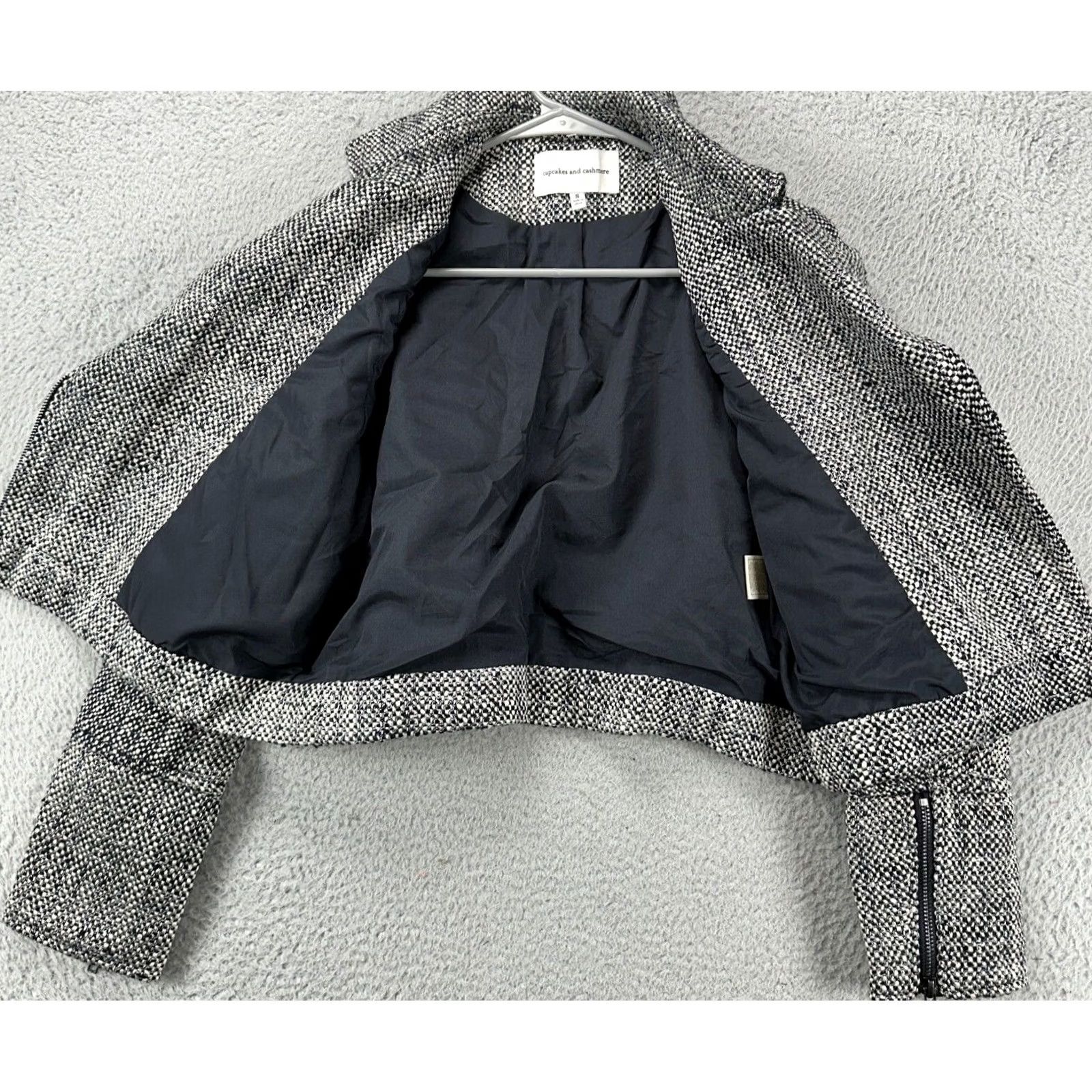 Vintage Cupcakes and Cashmere Jacket Womens Small Black White Wool Blend Tweed Moto Ladies Size S / US 4 / IT 40 - 3 Thumbnail