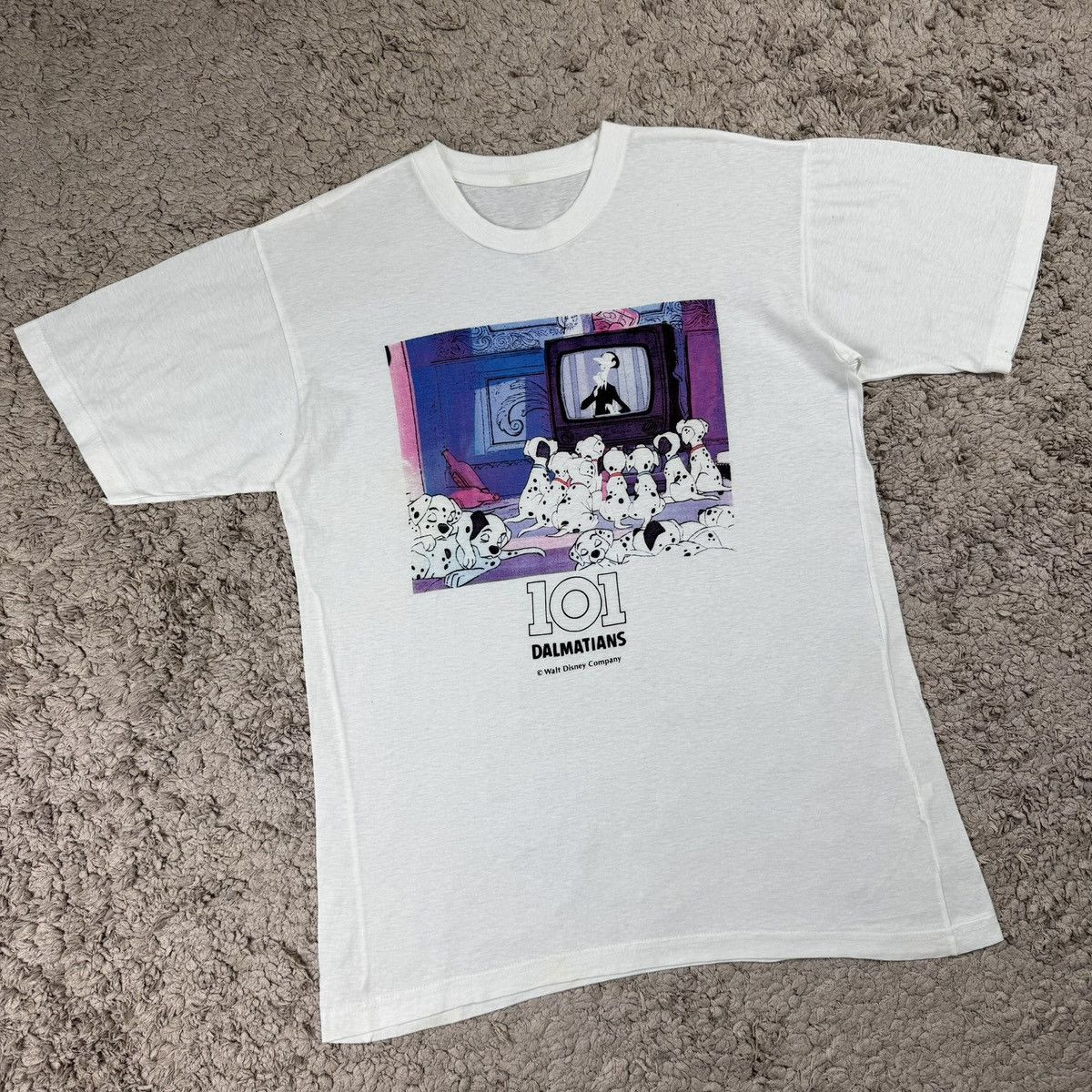 Disney Vintage Walt Disney Company 101 Dalmatians Graphic T-shirt Size US L / EU 52-54 / 3 - 3 Thumbnail