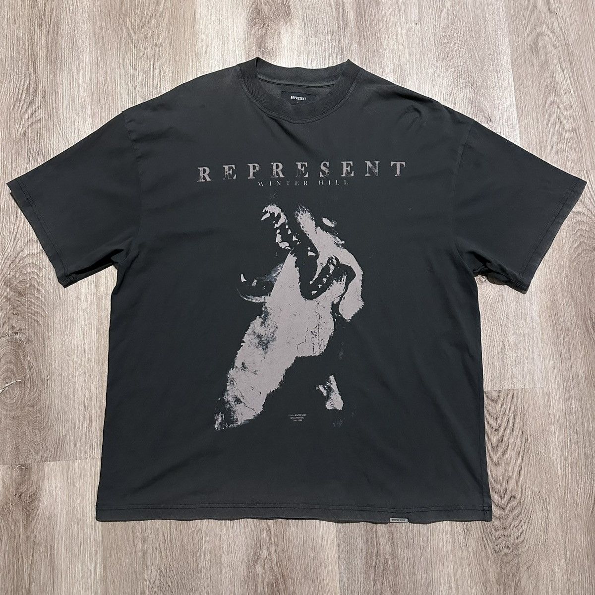 Represent Clo. Wolves of Winter Hill T-Shirt - Vintage Black Size US L / EU 52-54 / 3 - 1 Preview