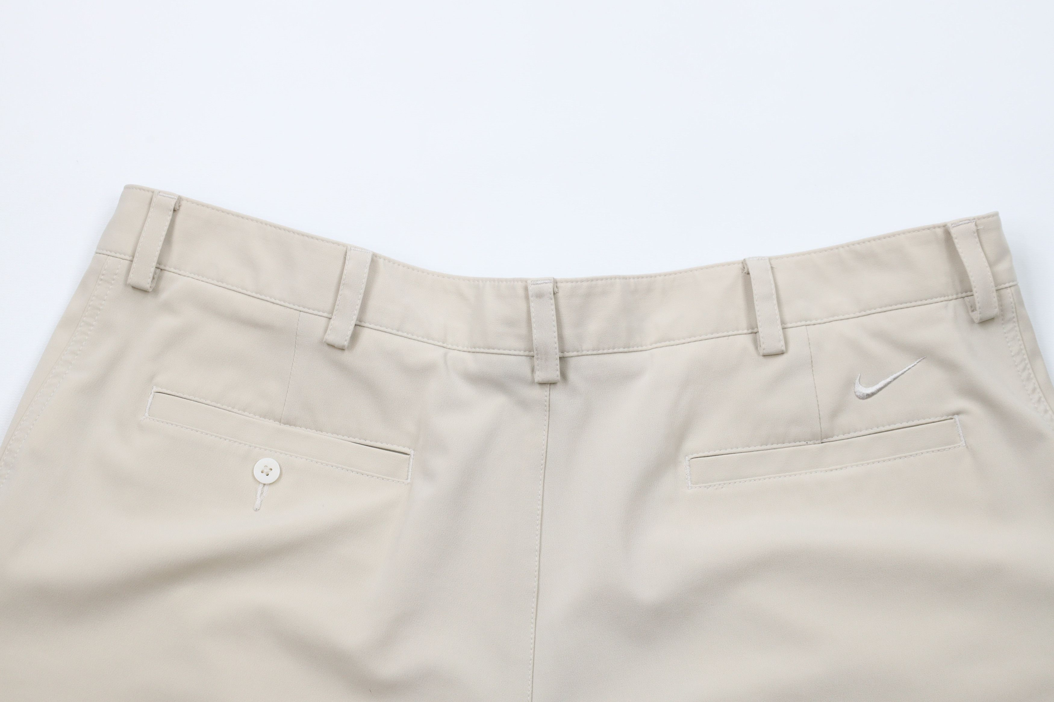 Nike × Vintage Vintage Nike Golf Mini Swoosh Tech Flat Front Chino Shorts Size US 38 / EU 54 - 9 Thumbnail