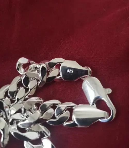 Jewelry 8MM Cuban Chain Necklace Size ONE SIZE - 2 Thumbnail