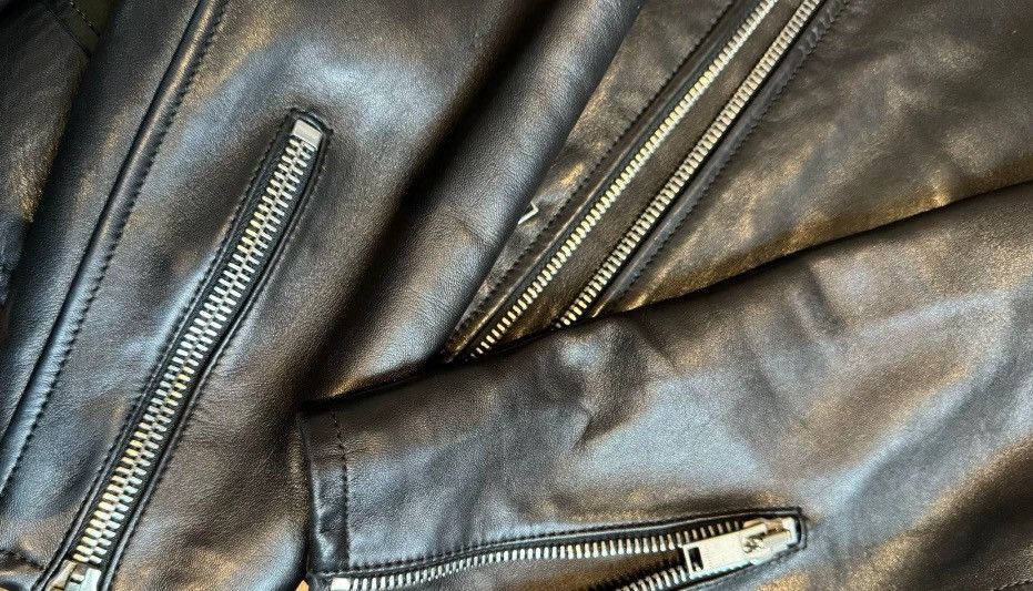 Saint Laurent Paris × Yves Saint Laurent Saint Laurent L01O Sheepskin motorcycle leathe2412-Nextarrow Size US M / EU 48-50 / 2 - 3 Thumbnail