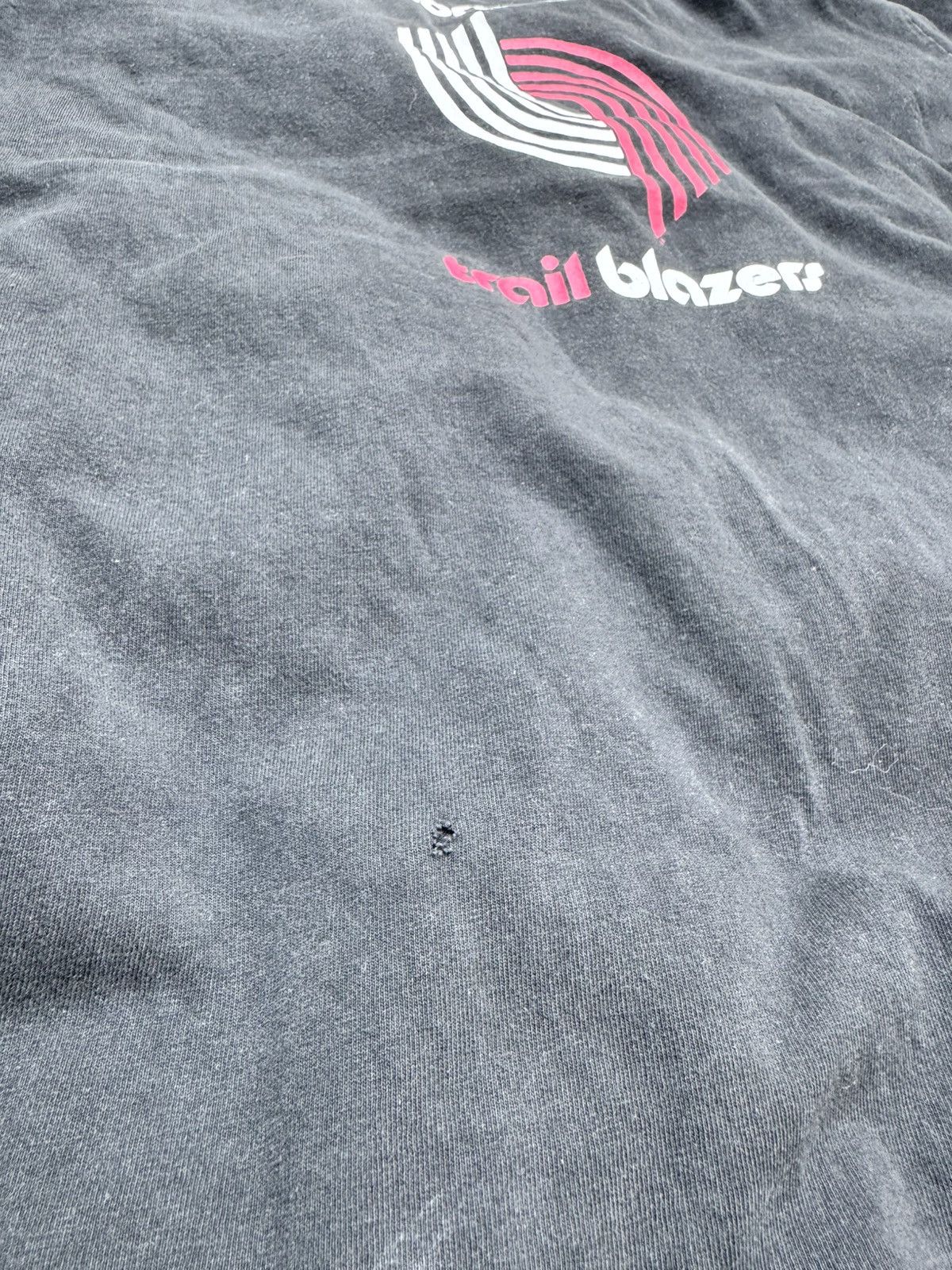 Vintage Vintage 1980's Portland Trailblazers T-shirt - Trench Size US XL / EU 56 / 4 - 5 Thumbnail