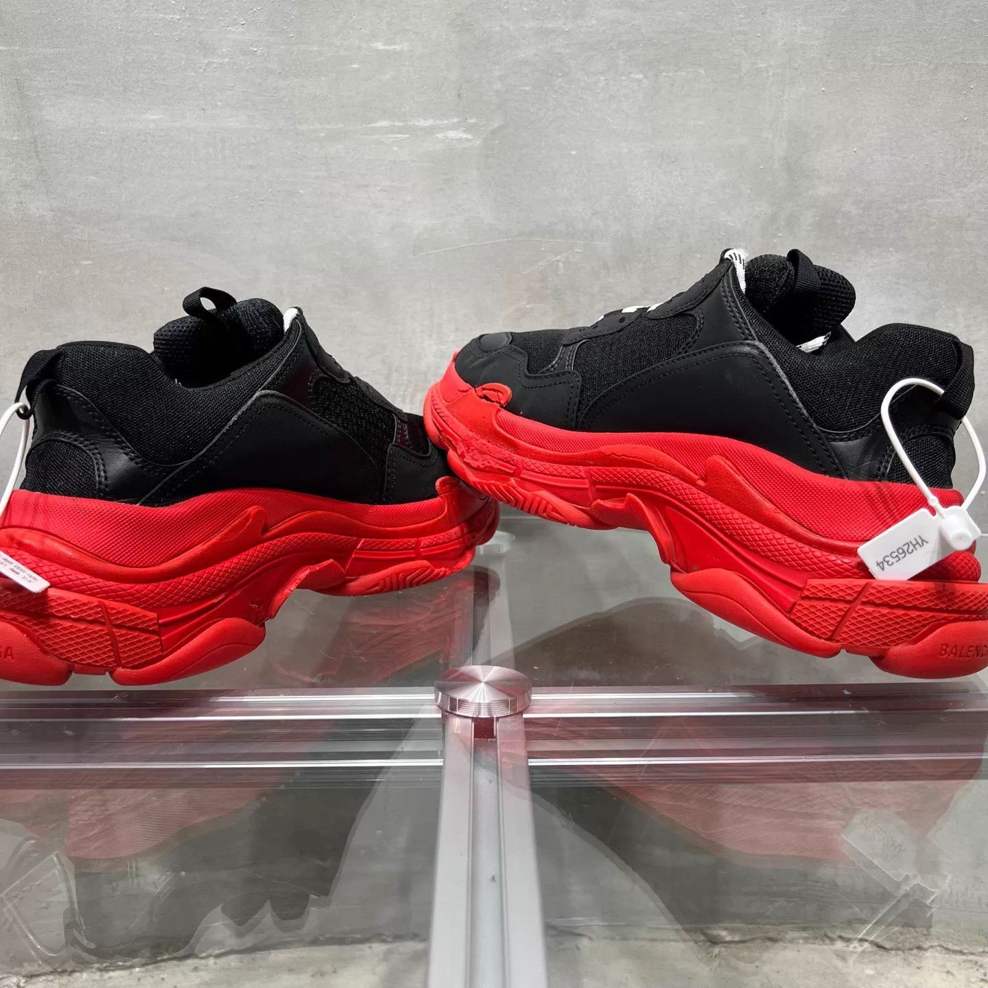 Balenciaga Balenciaga BLCG Triple Black Red 42 Size US 9 / EU 42 - 5 Thumbnail