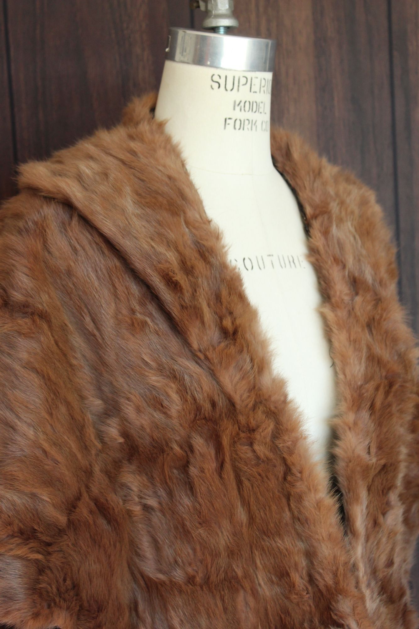Vintage Vintage 1950s Fur Wrap, Formal Evening Shawl Size ONE SIZE - 5 Thumbnail