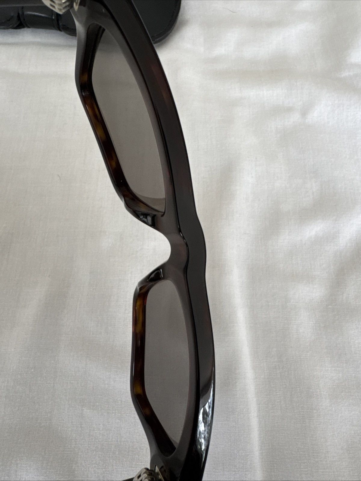 Saint Laurent Paris Saint Laurent Bold 5 Tortoiseshell Size ONE SIZE - 4 Thumbnail