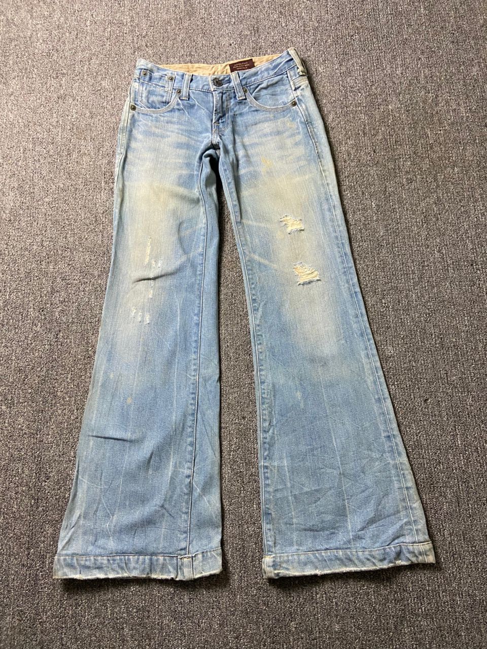 Levi's Levis Strauss Co. Classic Flare Denim Jeans (184) Size 27" / US 4 / IT 40 - 1 Thumbnail