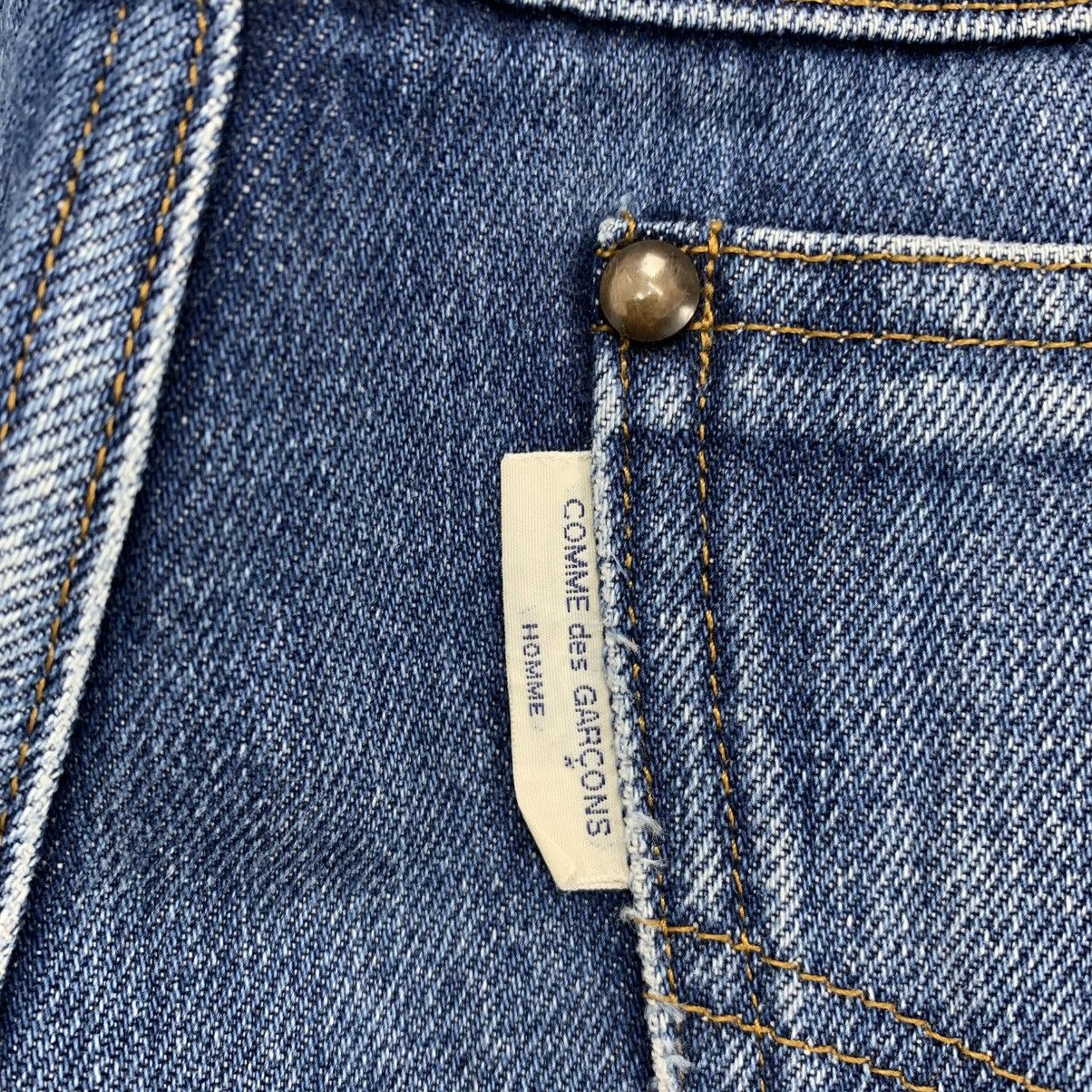 Comme des Garcons × Comme des Garcons Homme × Junya Watanabe 80’s Comme des Garcons Homme Stone Wash Blue Jeans Size US 26 / EU 42 - 13 Thumbnail