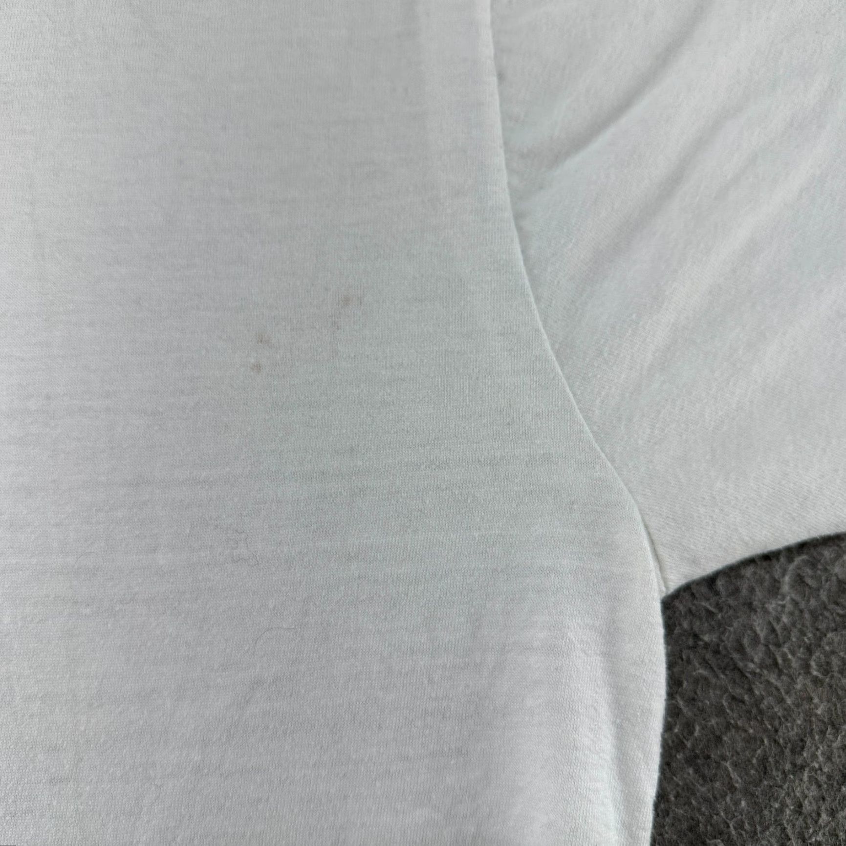 Vintage VINTAGE White Cotton T-Shirt Mens L All Seasons Logo Graphic Funny 90s Cars Sad Party Size US XL / EU 56 / 4 - 3 Thumbnail