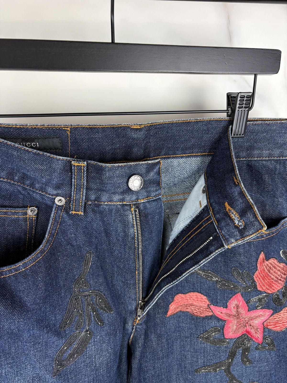 Gucci AW99 Gucci Tom Ford Runway Floral Embroidered Denim Jeans Size US 30 / EU 46 - 14 Thumbnail