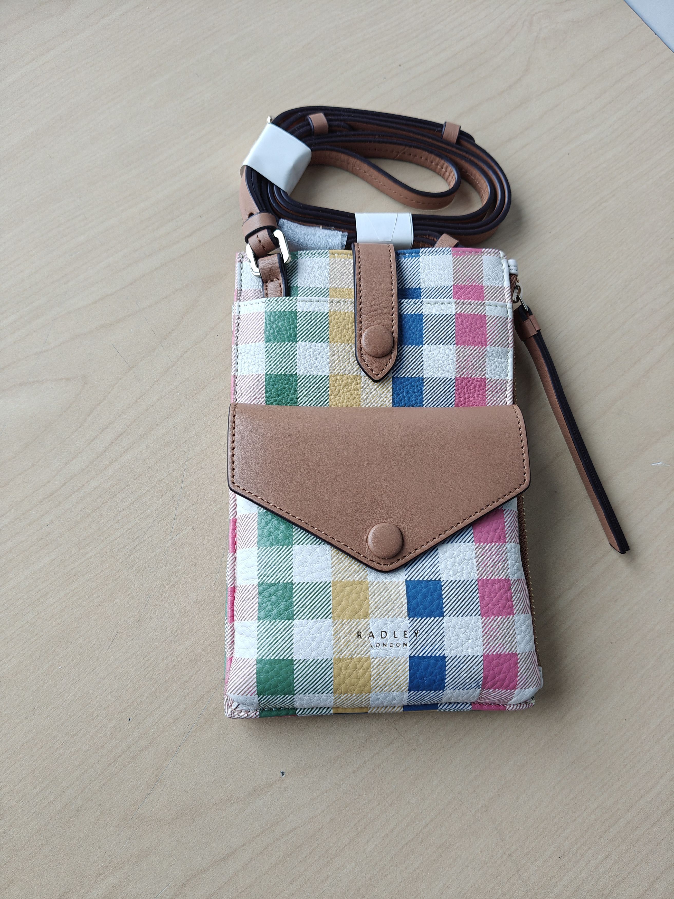 Other Radley London phone crossbody bag Free Shipping T/7010 Size ONE SIZE - 1 Thumbnail