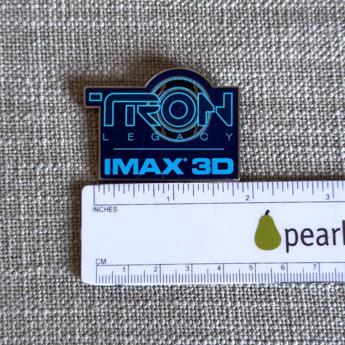 Disney 2010 Brand New Disney TRON Legacy IMAX 3D Promo Pin LA Times Size ONE SIZE - 6 Thumbnail