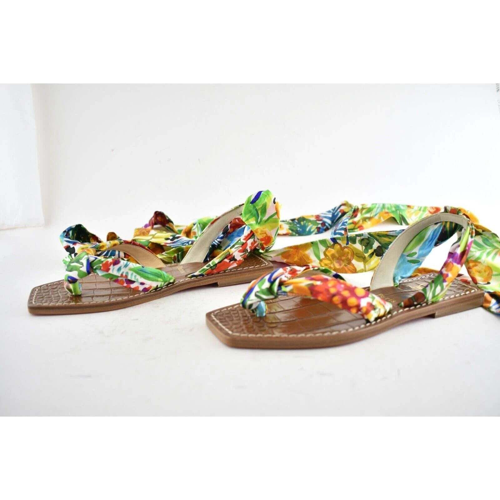 Christian Louboutin Christian Louboutin Niloofar Flat Satin Lace Up Tie Floral Size US 6 / IT 36 - 9 Thumbnail