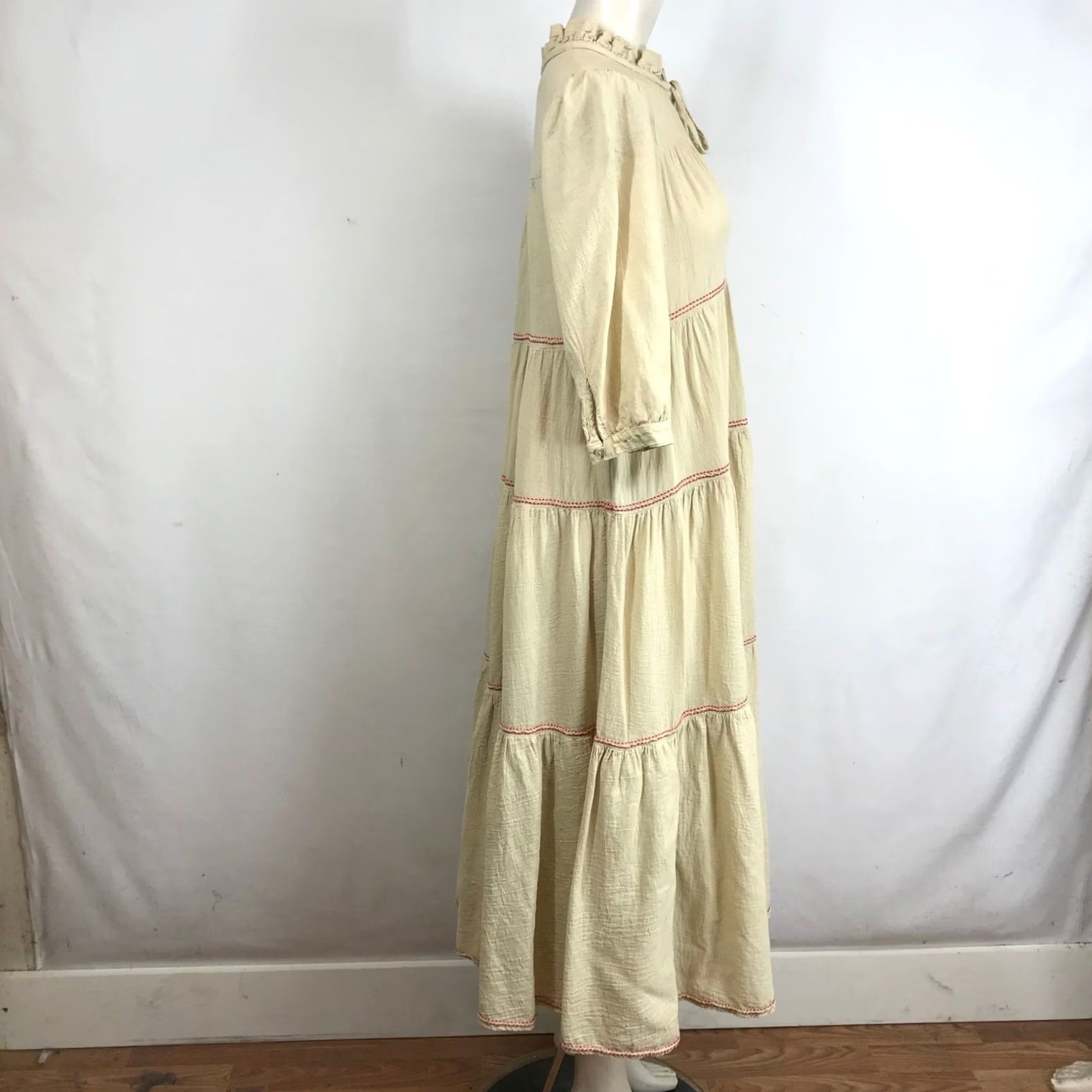Vintage HONORINE Beige Tiered Maxi Dress Red Stitching Tie Neck Ruffle Collar XS Dress Size XS / US 0-2 / IT 36-38 - 4 Thumbnail