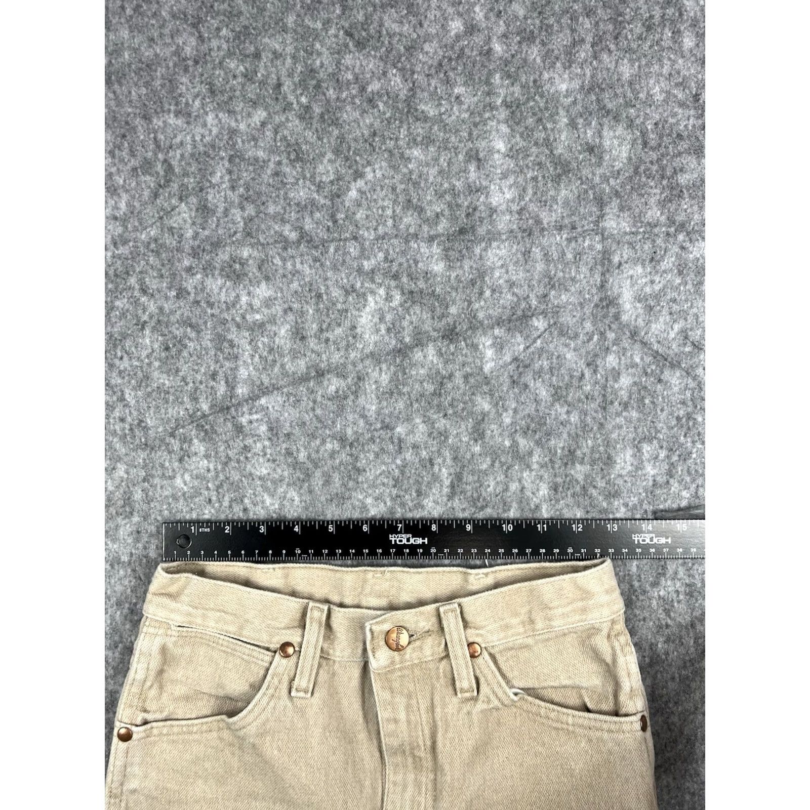 Wrangler Wrangler Cowboy Cut Jeans Straight Leg 27x32 Men Tan Denim 5-Pocket Zip Regular Inseam 32 Beige Cowboy Theme CN Mexico Brand Wrangler 936 Size US 27 - 3 Thumbnail