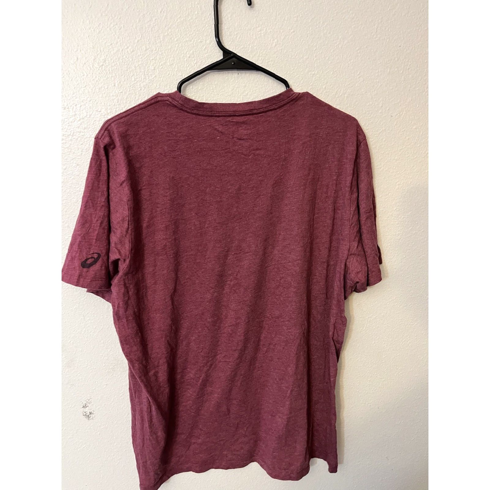 Asics ASICS WOMAN'S "SOUND MIND SOUND BODY" TSHIRT XL BURGUNDY/GRAPHICS/SHORT SLEEVE/POLOVER/NON-DECORATIVE? Size XL / US 12-14 / IT 48-50 - 3 Thumbnail