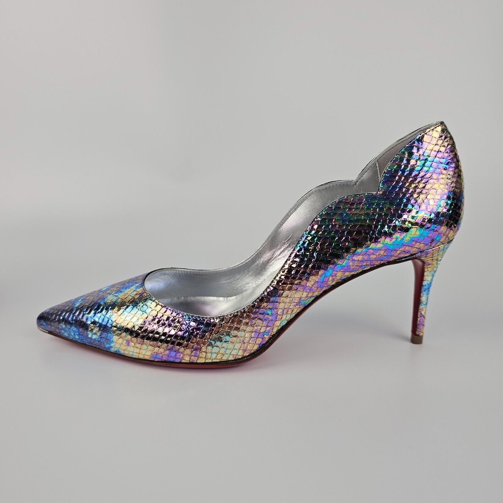 LOUBOUTIN Hot Chick 70mm Silver Leather Heeled Pumps New
