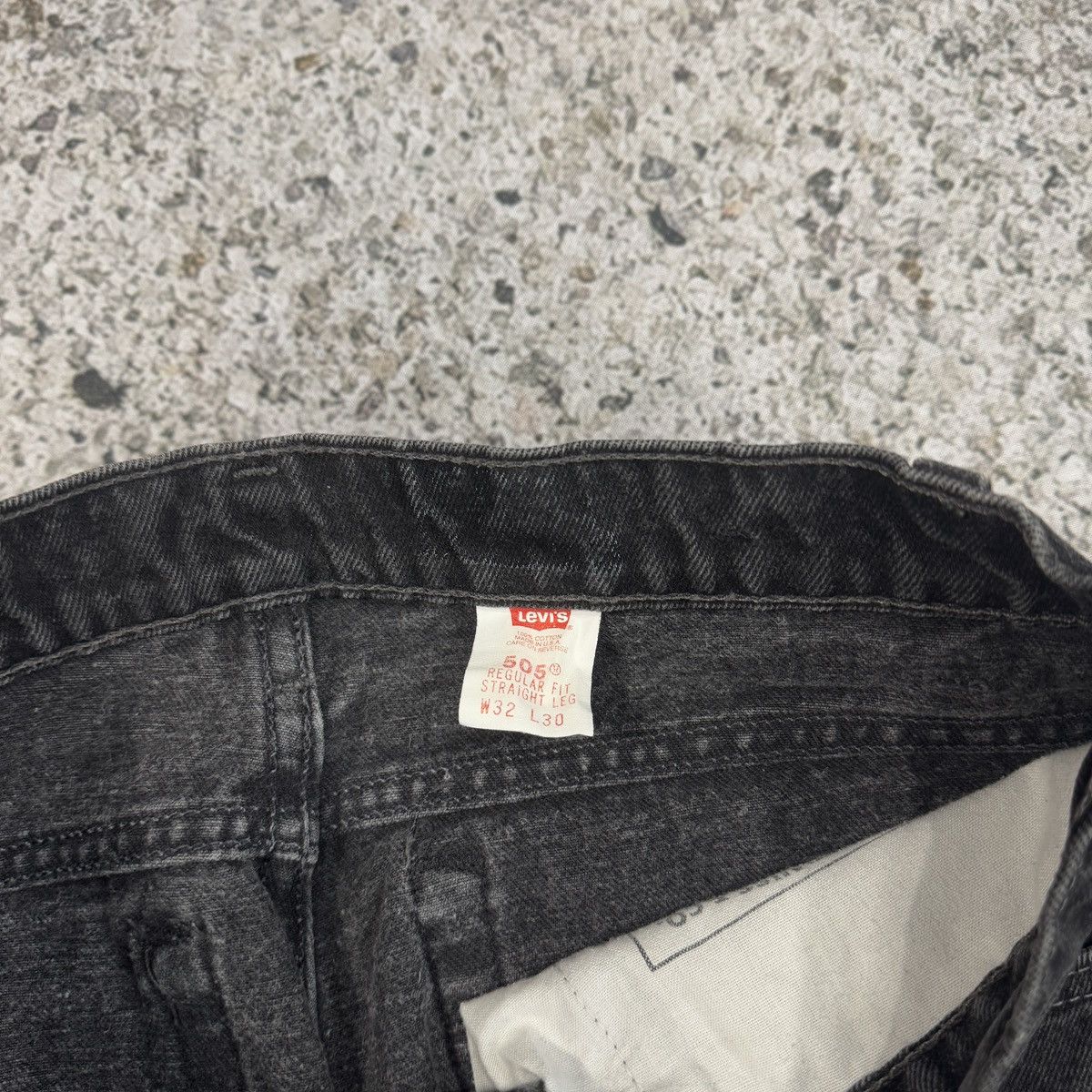 Levi's Vintage 90s Levi’s 505 Faded Black Jeans ERD Grunge Chrome Size US 32 / EU 48 - 5 Thumbnail