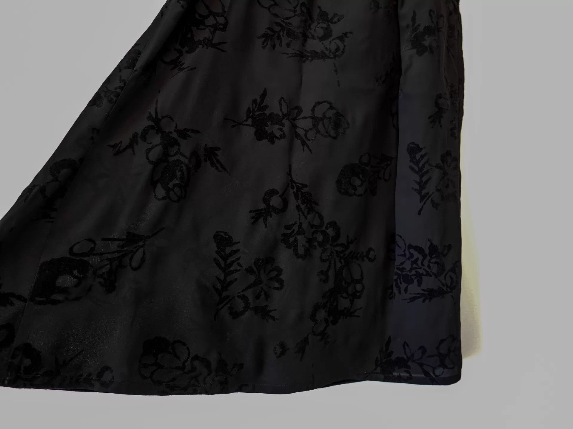 Yohji Yamamoto Yohji Yamamoto 1997SS Velvet Floral Dress Size S Size 26" / US 2 / IT 38 - 4 Thumbnail