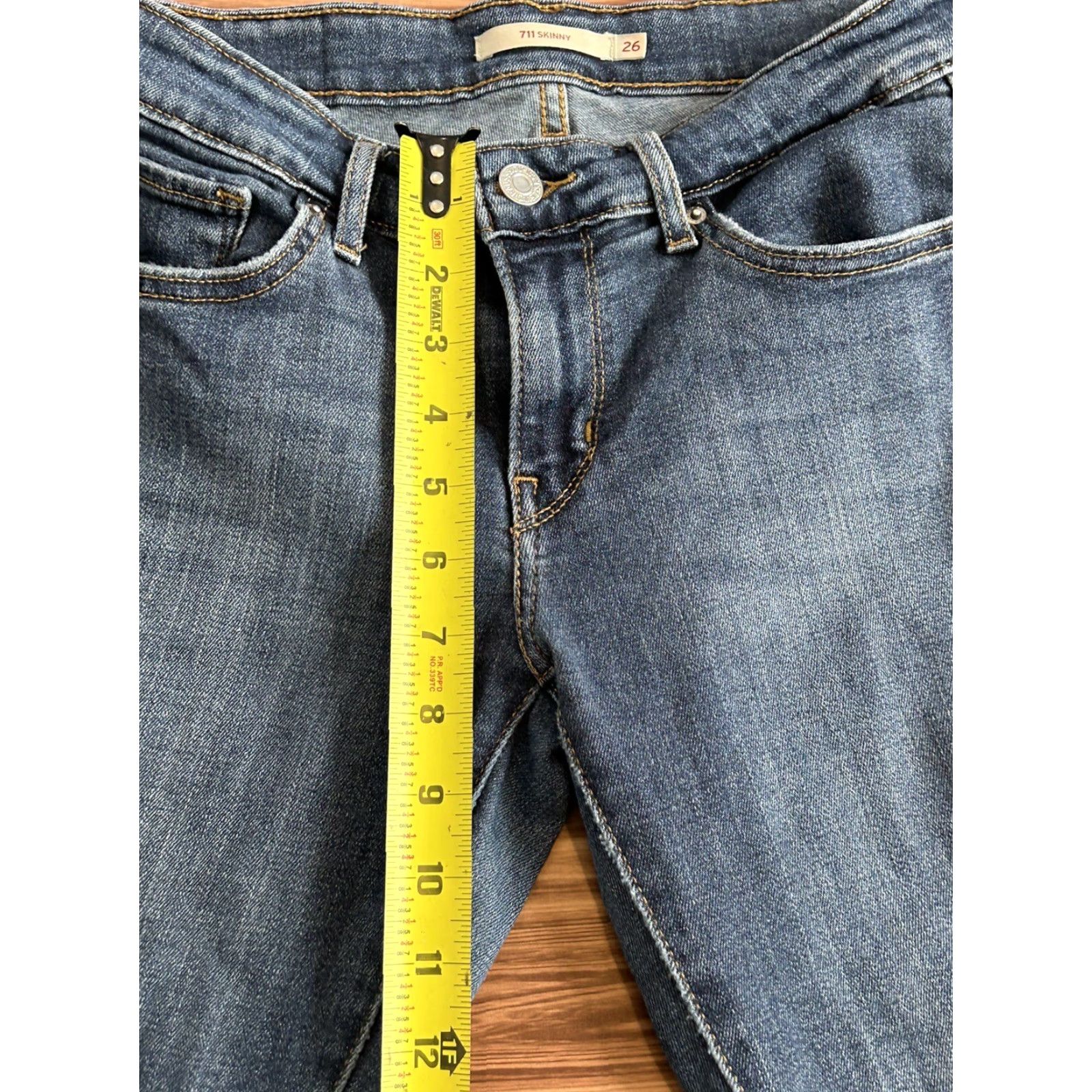 Levi's Levi's 711 Skinny Jeans Blue 26x30 Distressed Women Slim Denim Low Rise Regular Inseam 30 Size 26" / US 2 / IT 38 - 3 Thumbnail