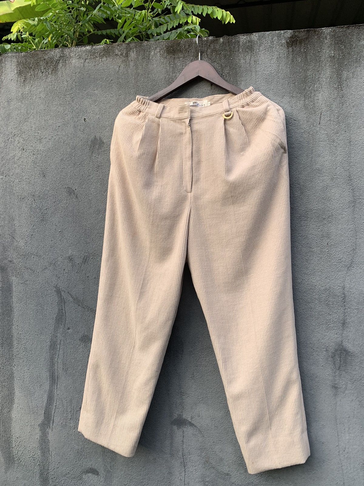 Balenciaga Balenciaga Golf Japan Corduroy Baggy Pants (Woman) Size US 28 / EU 44 - 3 Thumbnail