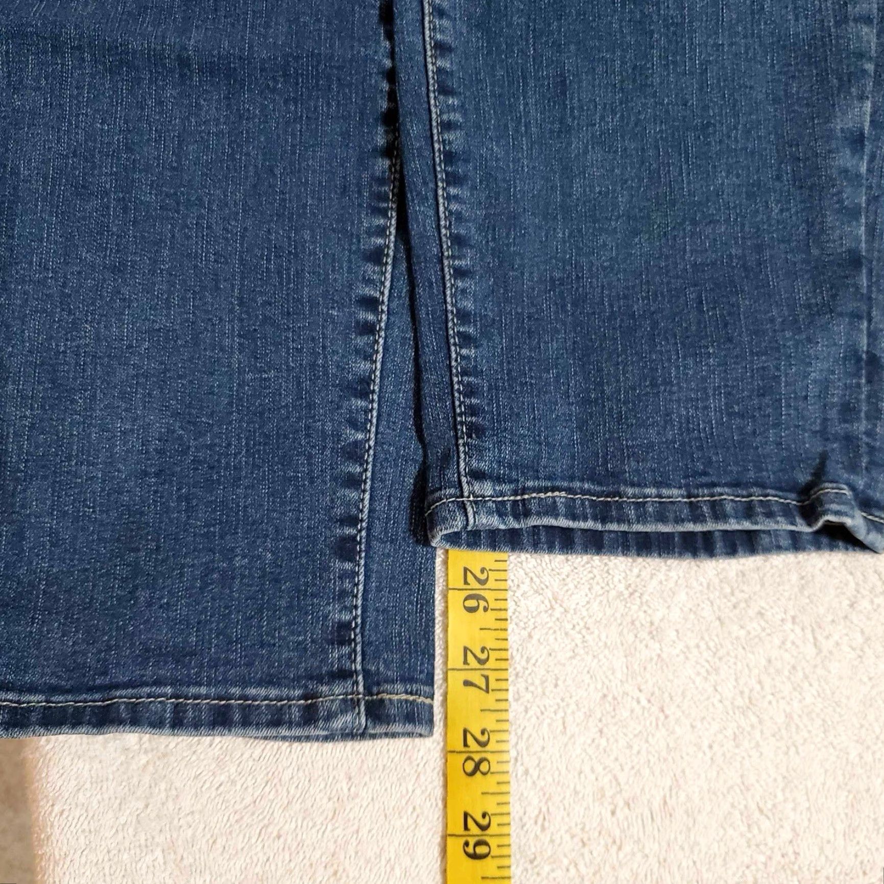 Vintage Levis Strauss Signature Jeans Mid Rise Boyfriend 27 X 28 Fits Like Womens Size 4 Size 27" / US 4 / IT 40 - 6 Thumbnail