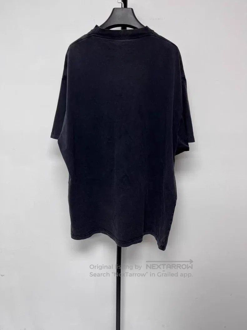 Balenciaga Balenciaga Short Sleeve Loose Fit Graphic T-Shirt Size US M / EU 48-50 / 2 - 2 Thumbnail