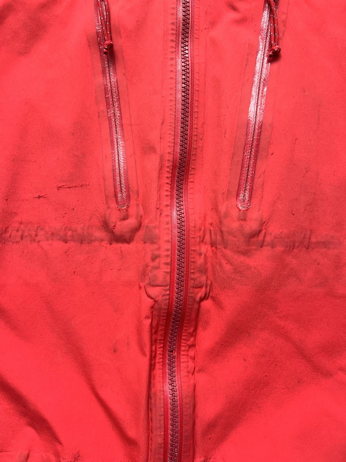 Arc'teryx Vintage Arcteryx Aplha LT Gore-Tex Pro Shell Red Jacket Size US S / EU 44-46 / 1 - 11 Thumbnail