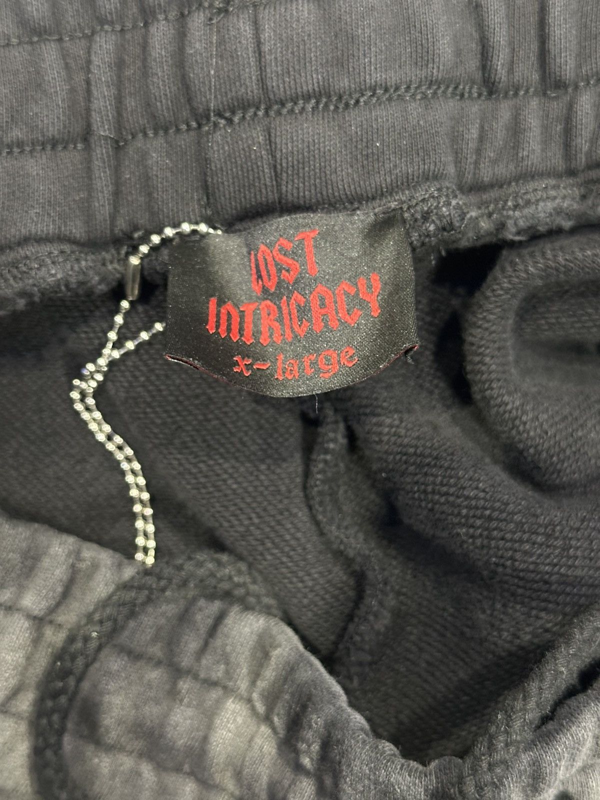 LOST INTRICACY Lost Intricacy M.I.TT "Black/Red" Cotton Shorts Size US 38 / EU 54 - 2 Thumbnail