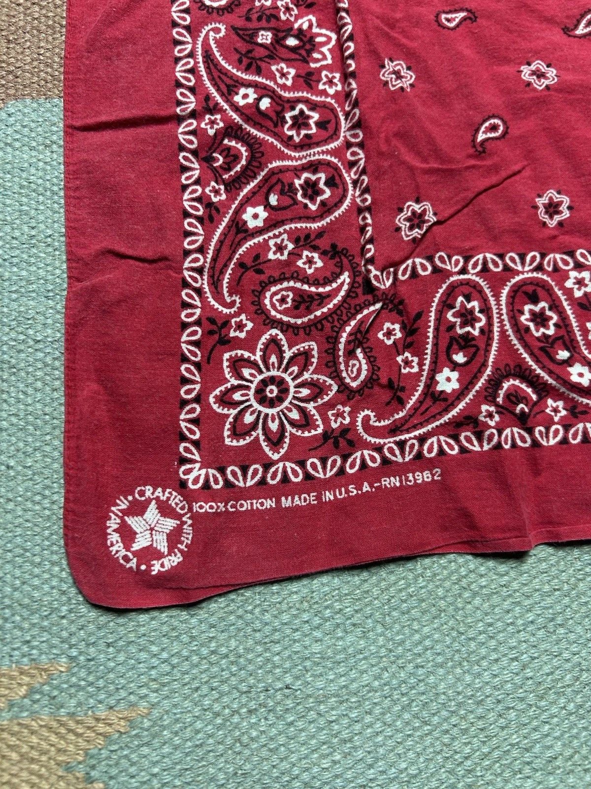 Vintage Vtg cotton bandana handkerchief paisley distressed soft USA Size ONE SIZE - 2 Thumbnail