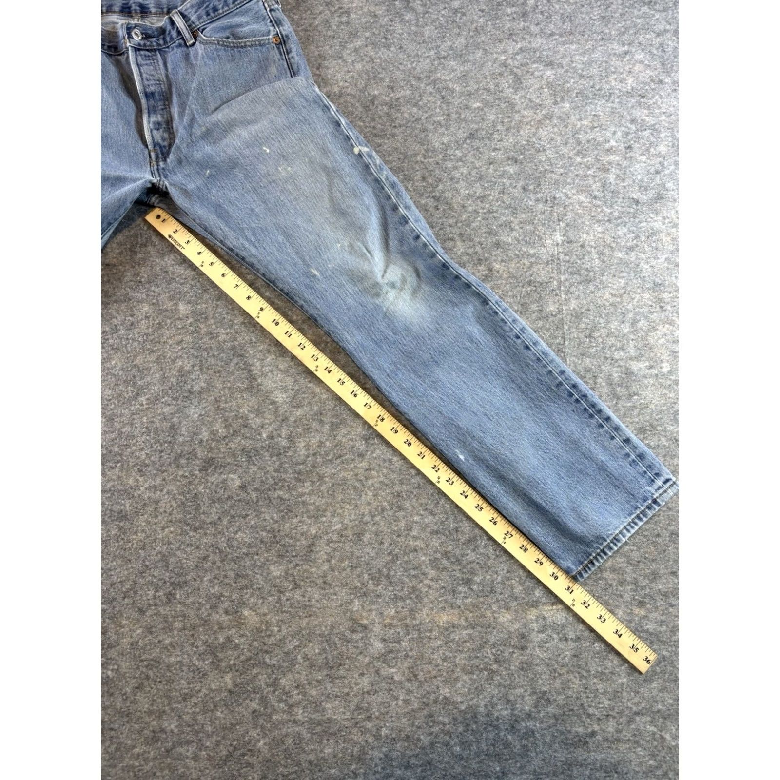 Levi's VINTAGE Levi's 501 Jeans Men Blue Distressed Straight Regular 36x32 Denim Cotton 5-Pocket USA 3S0-? Size US 36 / EU 52 - 2 Thumbnail