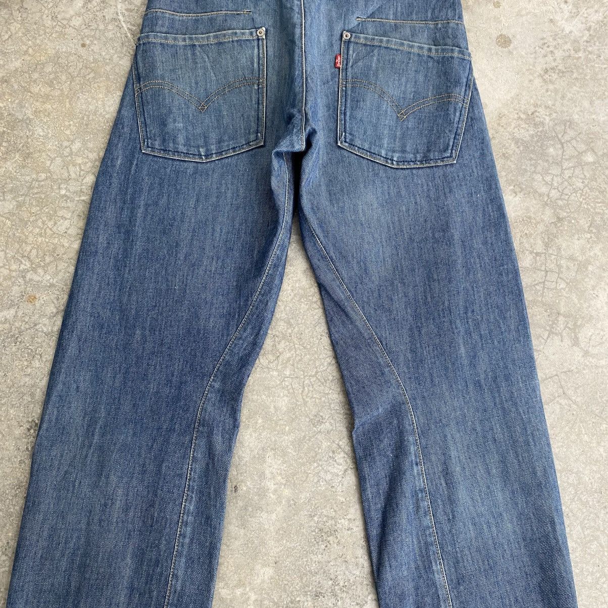 Levi's Vintage Levis Engineered Twisted Leg Regular Denim Jeans Size US 31 - 11 Thumbnail