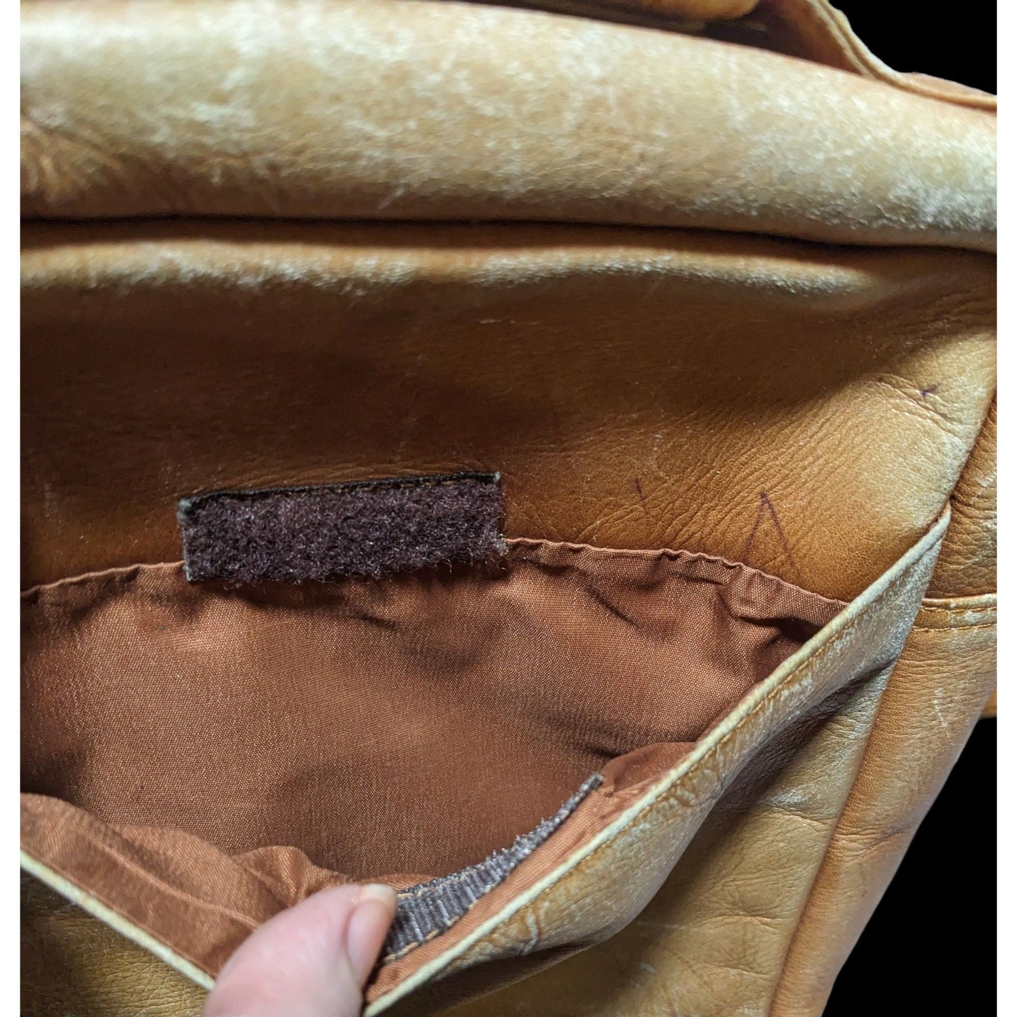Wilsons Leather Vintage Wilson's Adventure Bound Originals Multi-Pocket Leat Size ONE SIZE - 19 Thumbnail