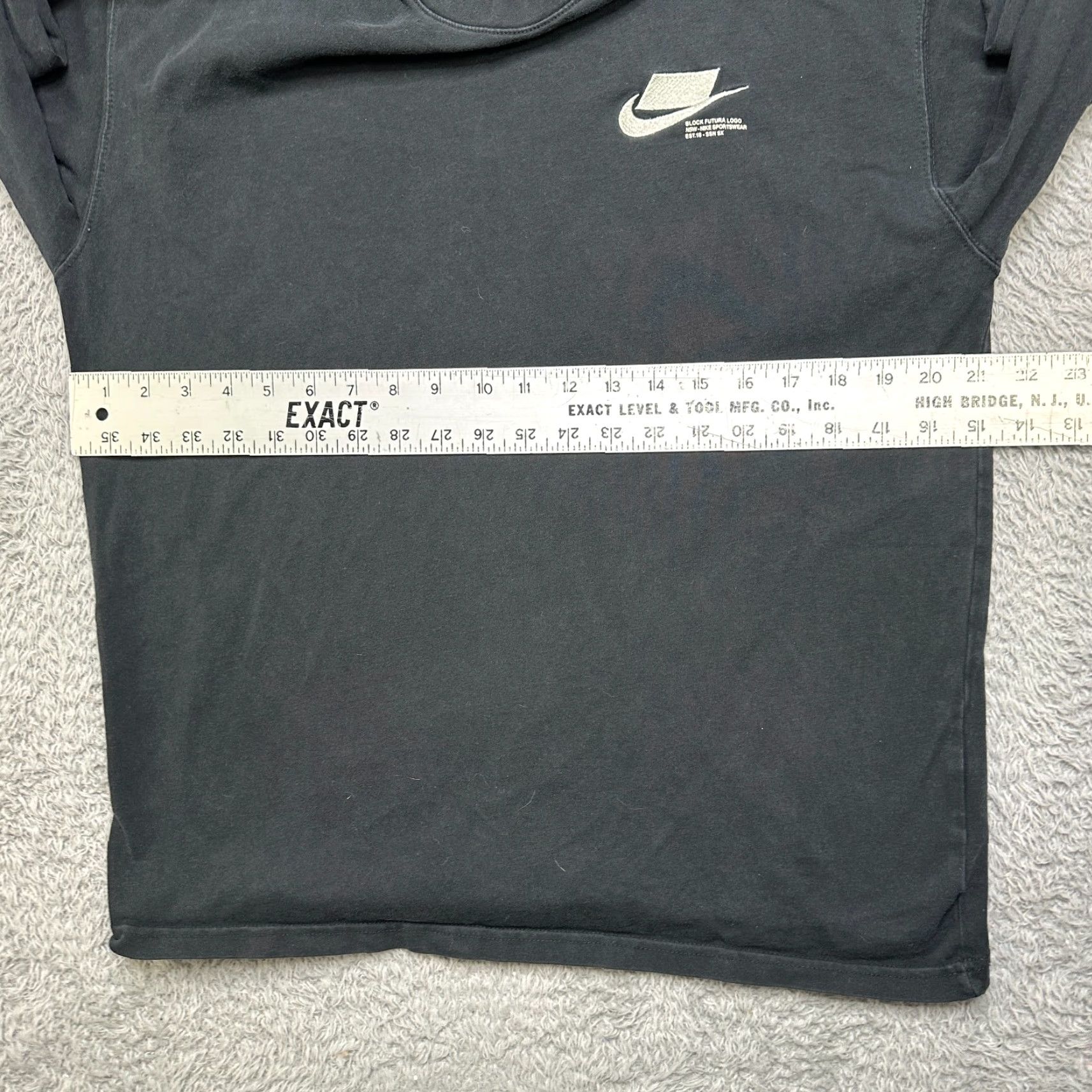 Nike Nike Shirt Mens M Black Mock Neck Swoosh Long Sleeve Base Layer Size US M / EU 48-50 / 2 - 8 Thumbnail