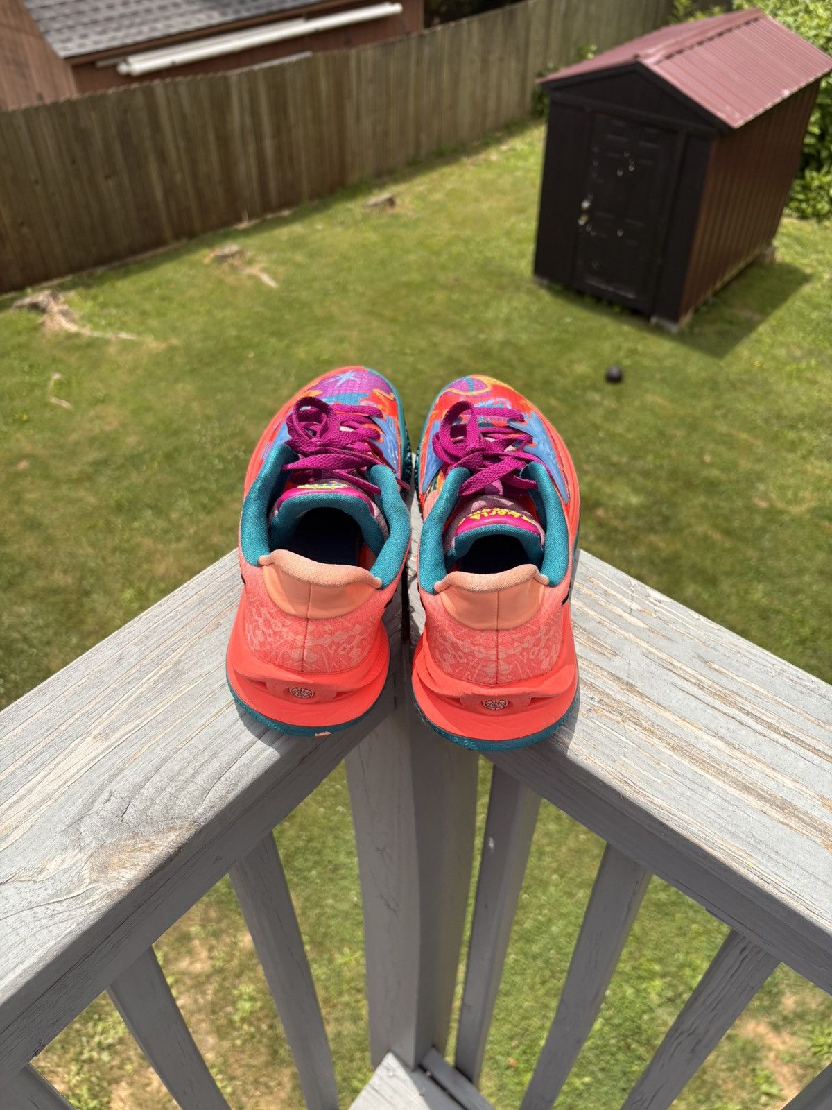Nike Kyrie low 4 1 world 1 people Size US 8 / EU 41 - 2 Thumbnail