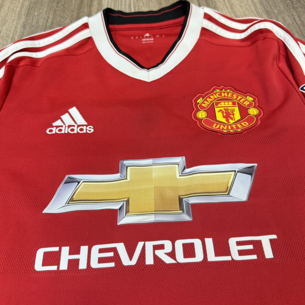 Other Manchester United 15/16 home shirt #14 Chicharito Size US S / EU 44-46 / 1 - 3 Thumbnail