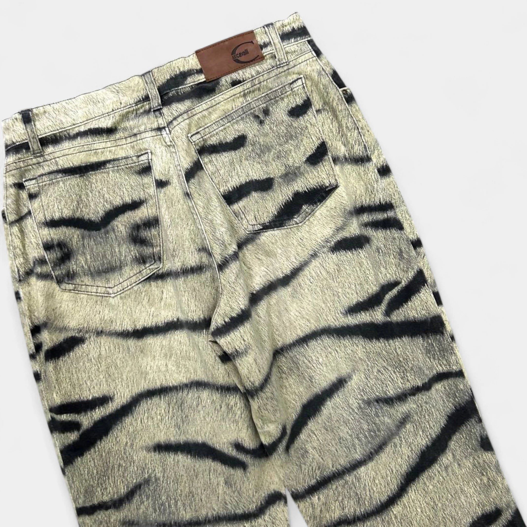 Roberto Cavalli Just Cavalli 2000s Tiger Print Flared Pants Size 27" / US 4 / IT 40 - 7 Thumbnail