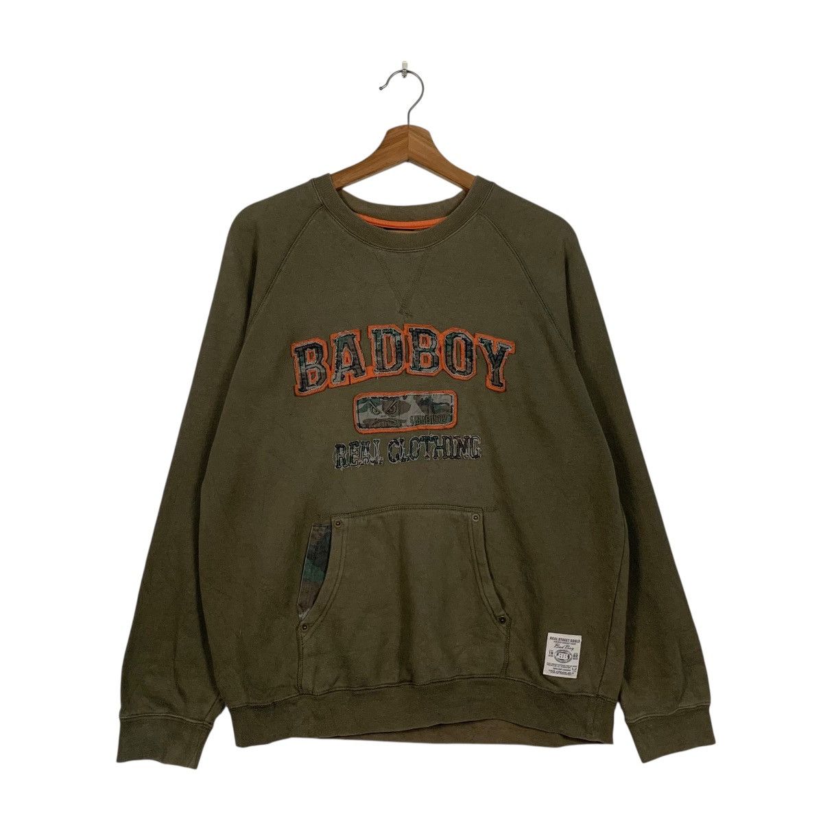 Japanese Brand Vintage BAD BOY Big Logo Crewneck Sweatshirt #3597-C165 Size US S / EU 44-46 / 1 - 1 Thumbnail