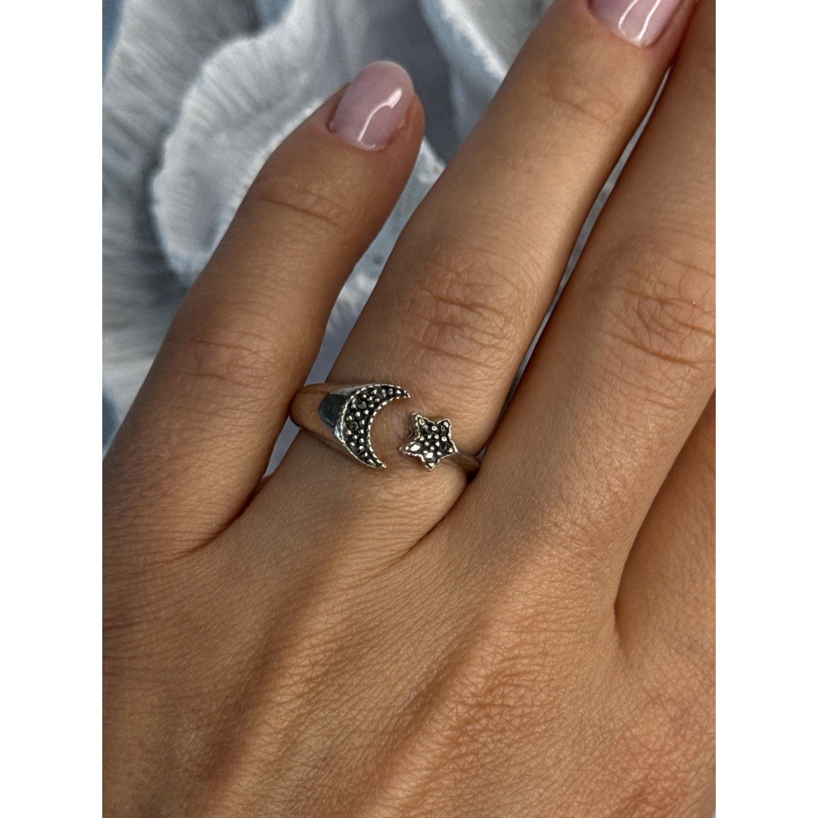 Jewelry 925 STERLING SILVER MOON & STAR MARCASITE RING SIZE 8 Size ONE SIZE - 5 Thumbnail