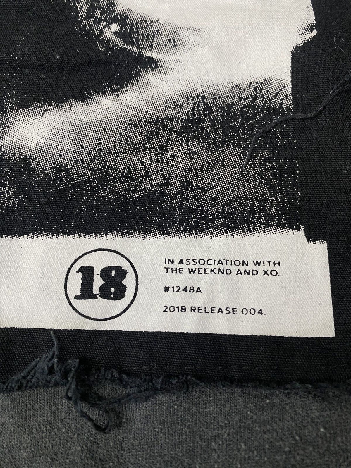 The Weeknd THE WEEKND 2018 HOODIE. Size US S / EU 44-46 / 1 - 7 Thumbnail