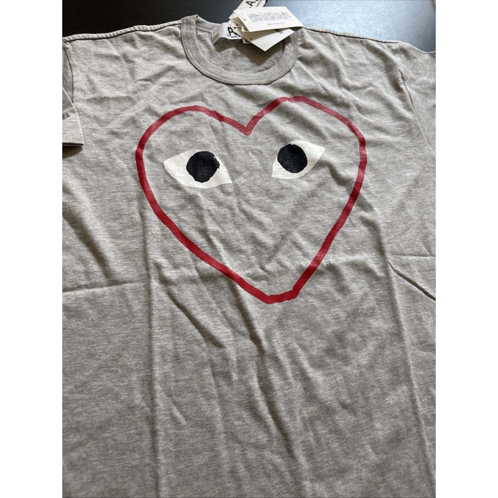 Comme des Garcons NWT CDG COMME DES GARCONS BIG HEART T-SHIRT SZ L GREY TEE Size US L / EU 52-54 / 3 - 1 Thumbnail