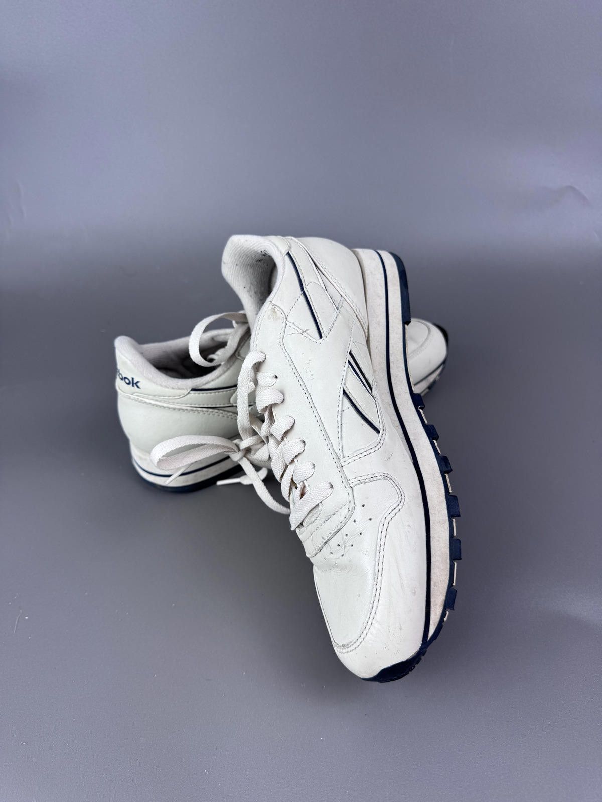 Reebok Reebok Classic White Leather Sneakers Size US 8 / EU 41 - 2 Thumbnail