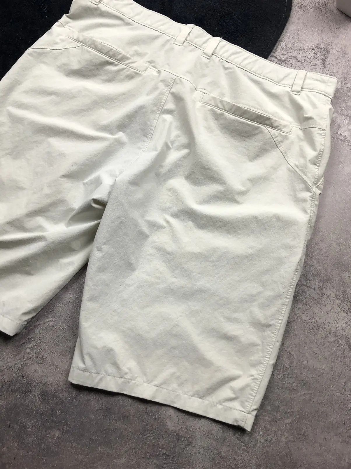 Oakley OAKLEY Swimming Beach White Mini Logo Shorts Streetwear Size US 32 / EU 48 - 11 Thumbnail