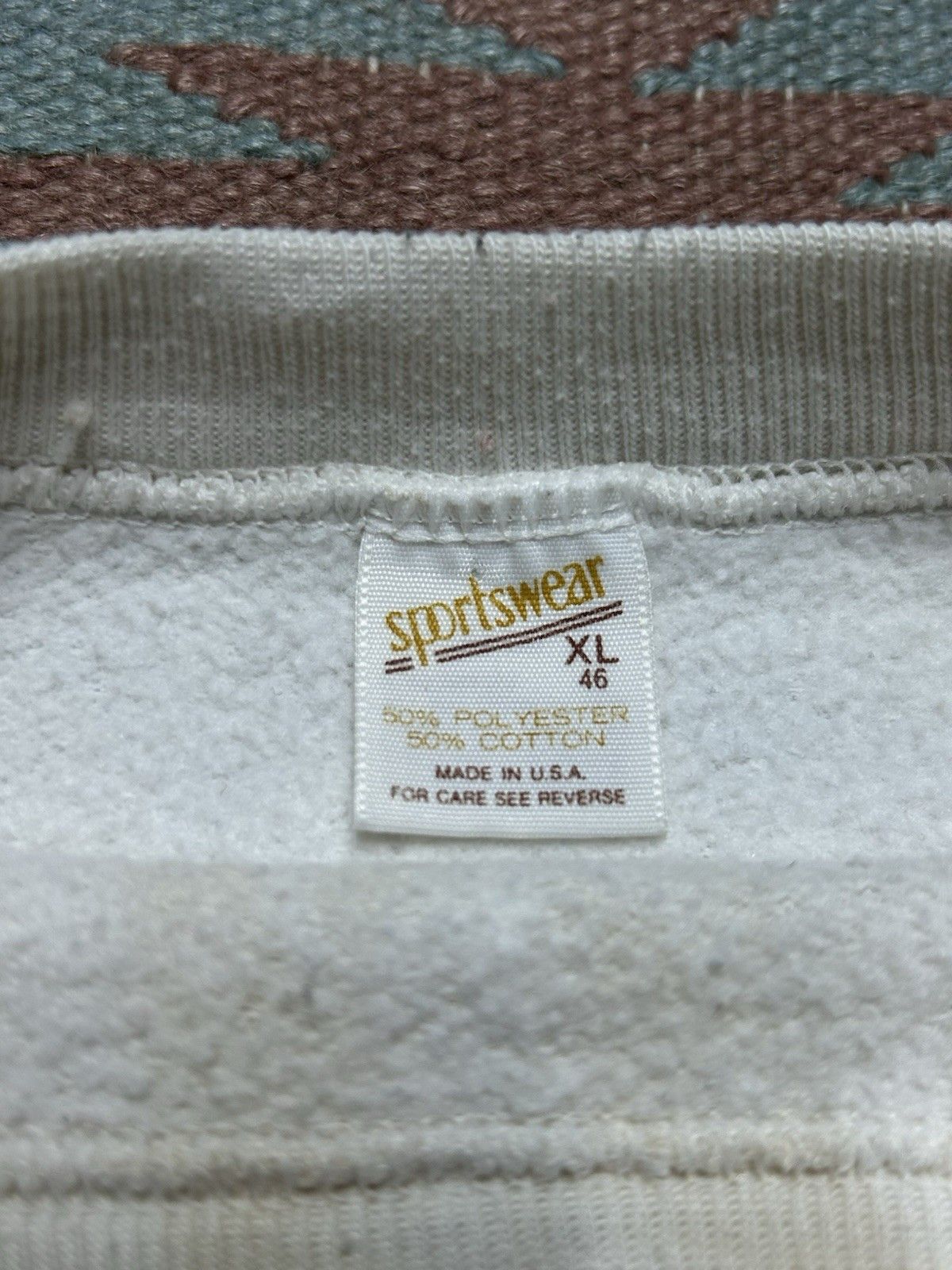 Vintage Vintage 70s 80s sweatshirt blank white stain grunge worn XL Size US XL / EU 56 / 4 - 6 Thumbnail