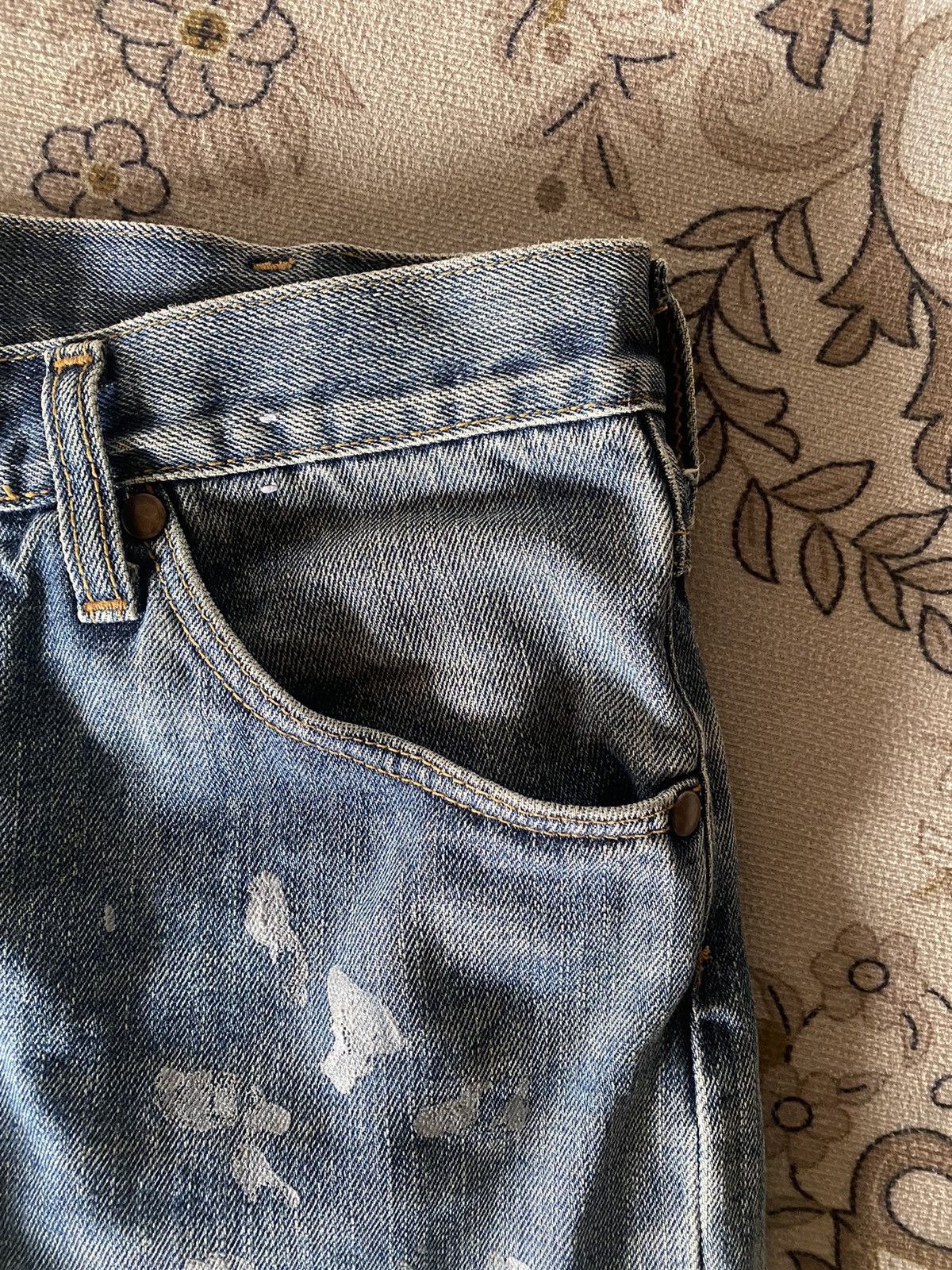 Vintage Vintage Wrangler Distressed Paint Style Denim Size US 29 - 3 Thumbnail