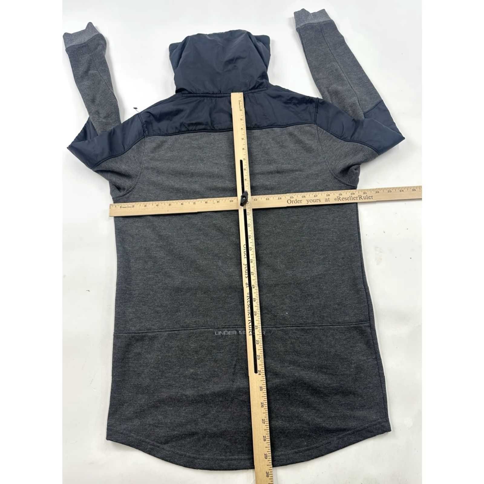 Under Armour Under Armour Sweatshirt Mens Small Gray Turtleneck Pullover Loose Fit Size US S / EU 44-46 / 1 - 7 Thumbnail