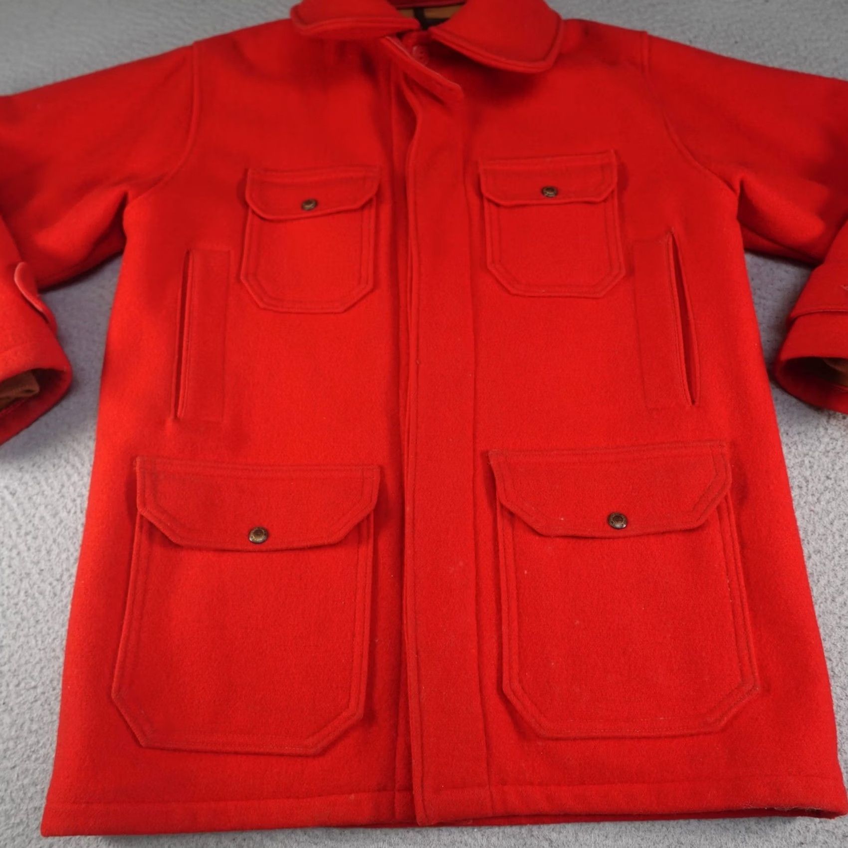 Vintage VINTAGE Woolrich Coat Mens 40 Red Wool Mackinaw Cruiser Cargo Field Hunting 60s Size US XXS / EU 40 - 2 Thumbnail